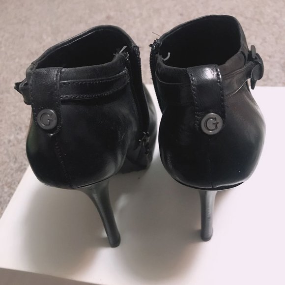 Guess Black Leather Heel Booties - Picture 4 of 5